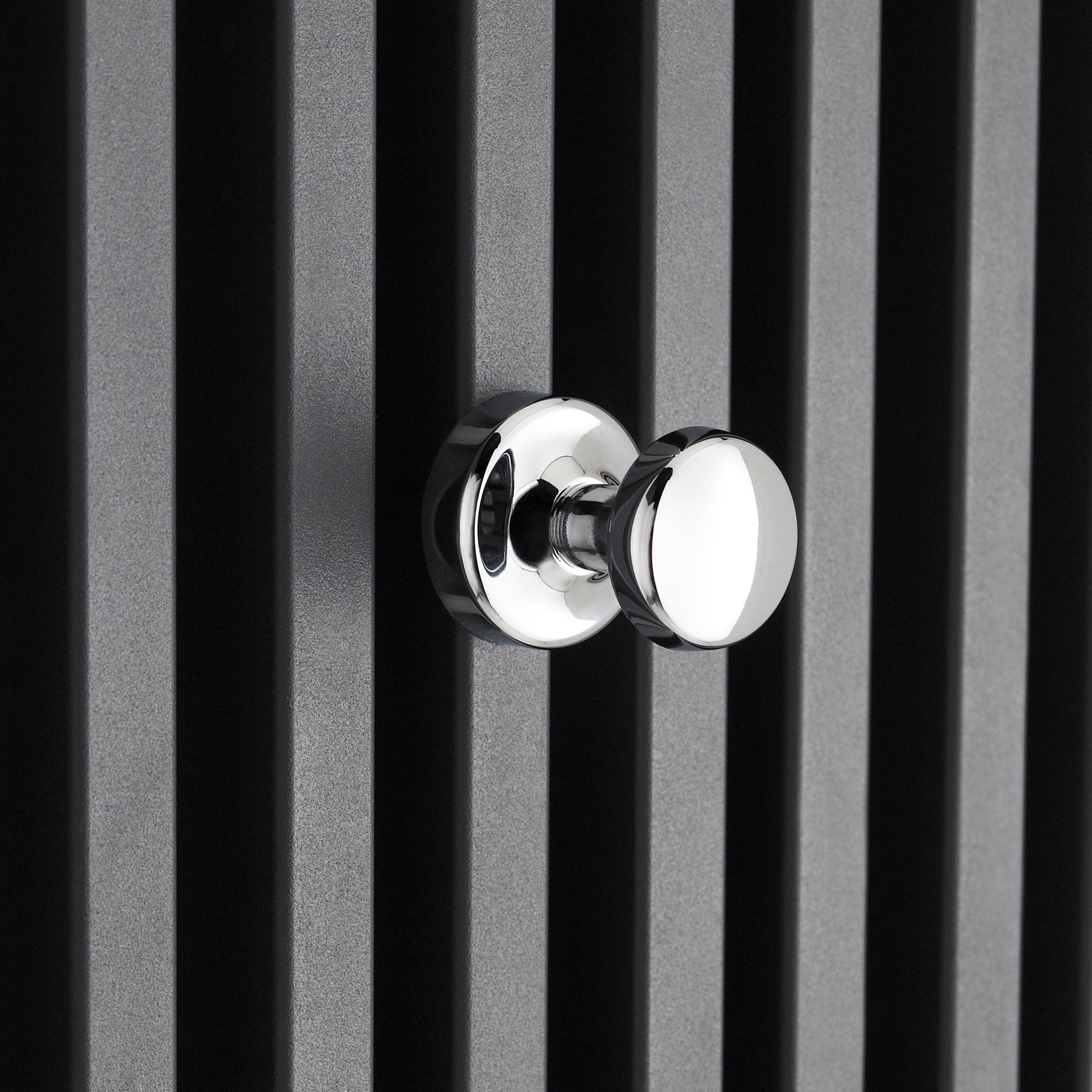 Nuie Magnetic Robe Hook