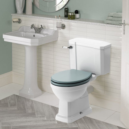 Florence Close Coupled WC & Sea Green Wood Effect Toilet Seat - bathandtile